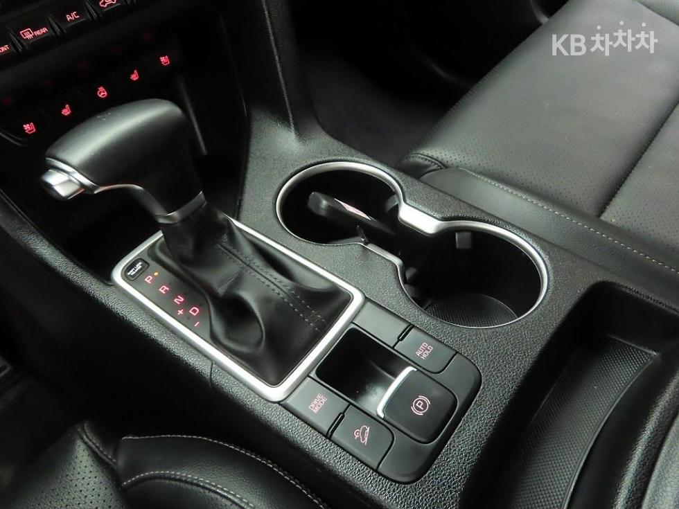 Kia Sportage — miniaturë 11