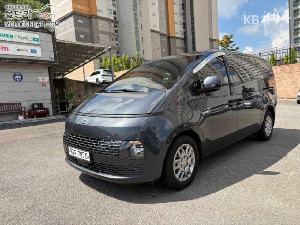 Hyundai Staria — miniaturë 3