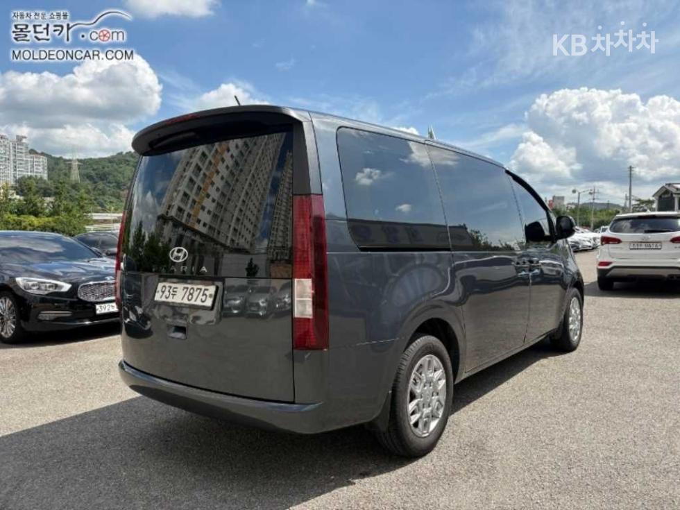 Hyundai Staria — miniaturë 8