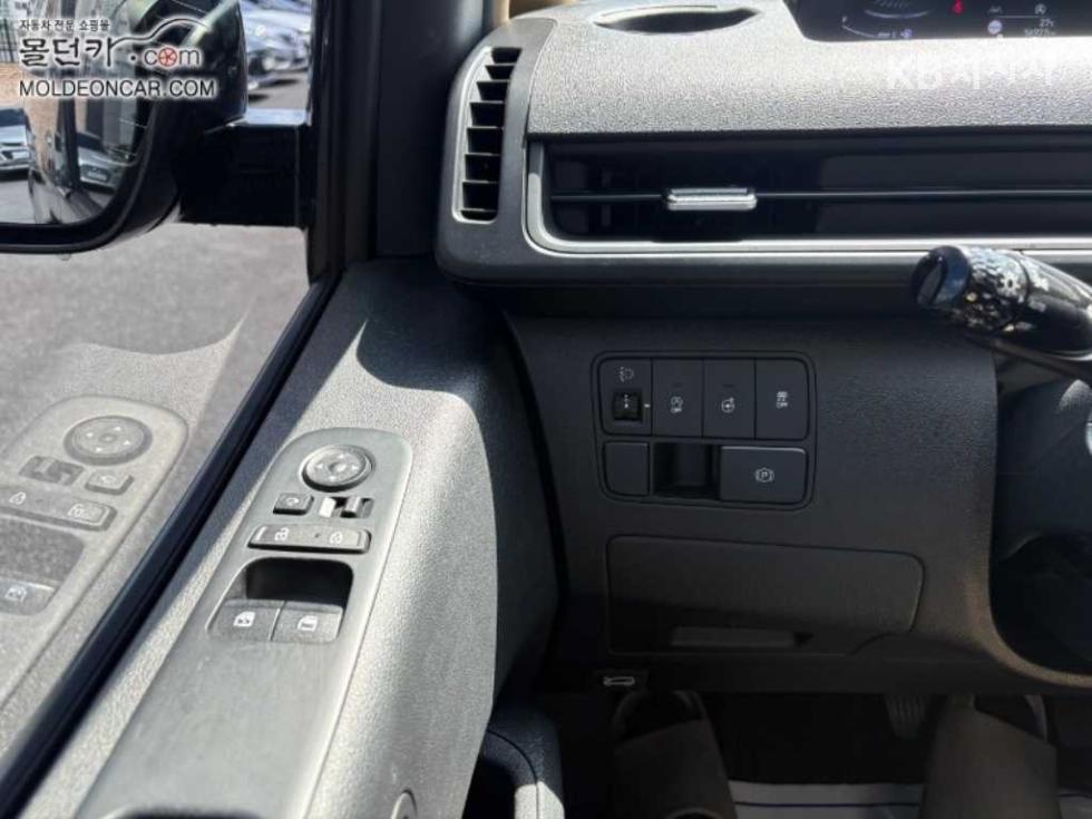 Hyundai Staria — miniaturë 14