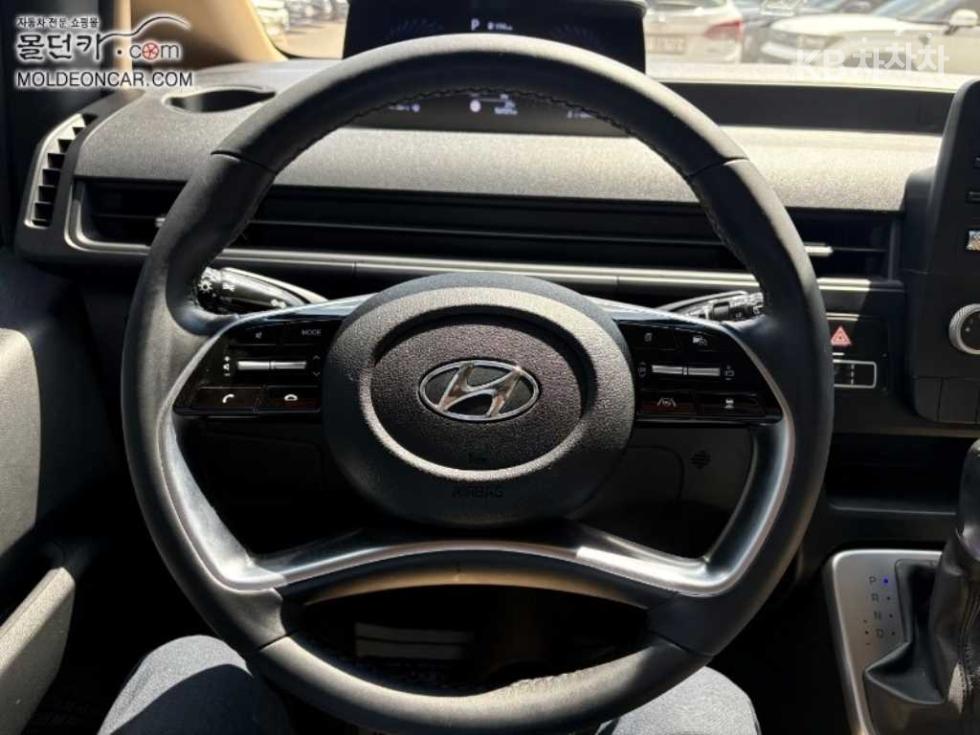 Hyundai Staria — miniaturë 17