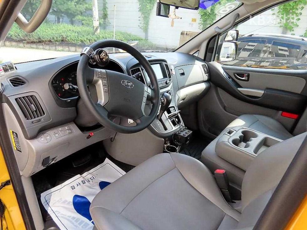 Hyundai Starex — miniaturë 8