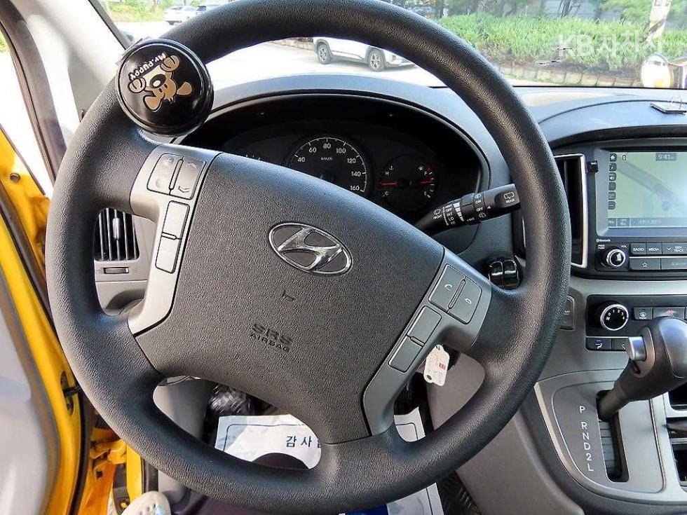 Hyundai Starex — miniaturë 9
