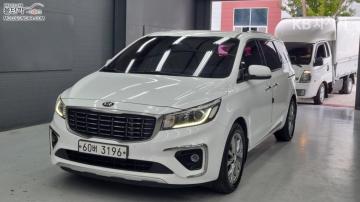 Kia Carnival 9인승 2.2 디젤 프레스티지 — foto 1