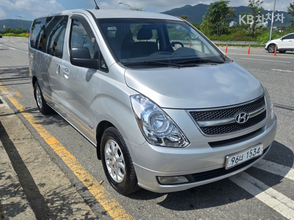 Hyundai Starex — miniaturë 2
