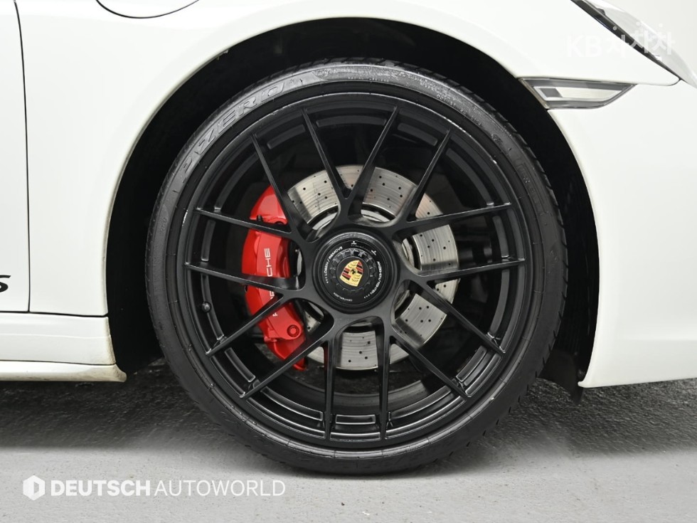 Porsche 911 — miniaturë 5