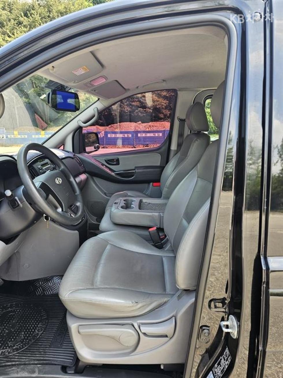 Hyundai Starex — miniaturë 8