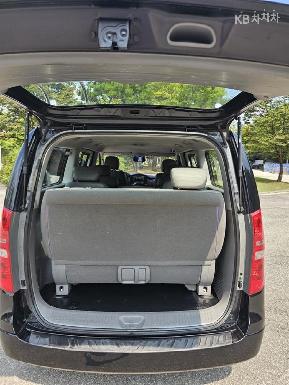 Hyundai Starex — miniaturë 10