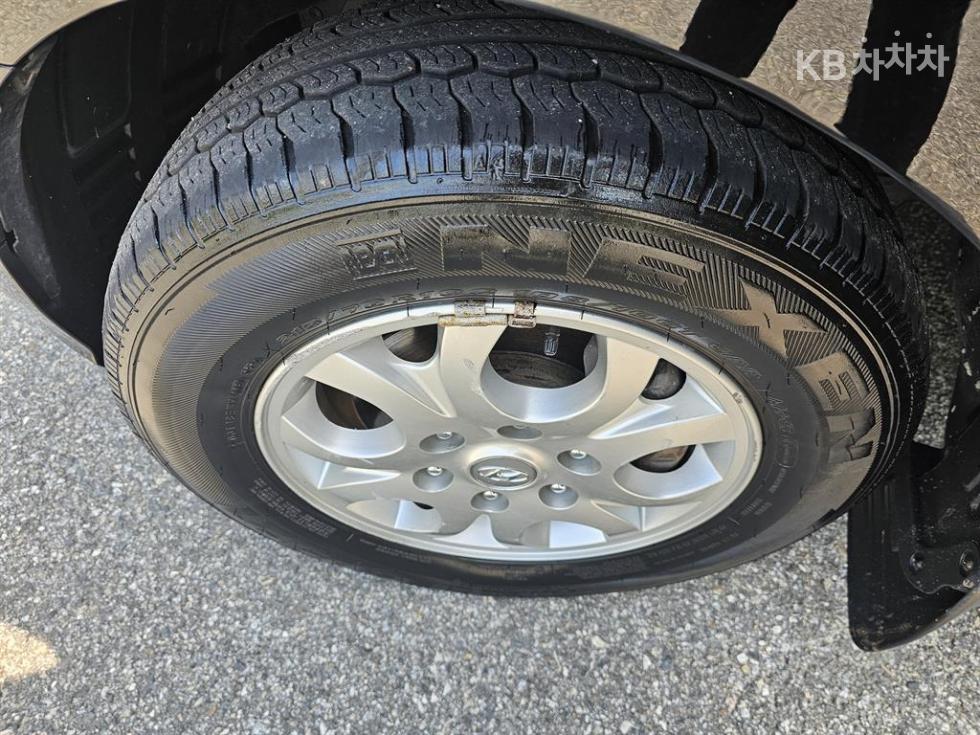 Hyundai Starex — miniaturë 12
