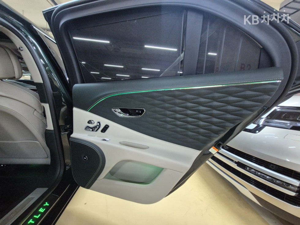 Bentley Flying Spur — miniaturë 11