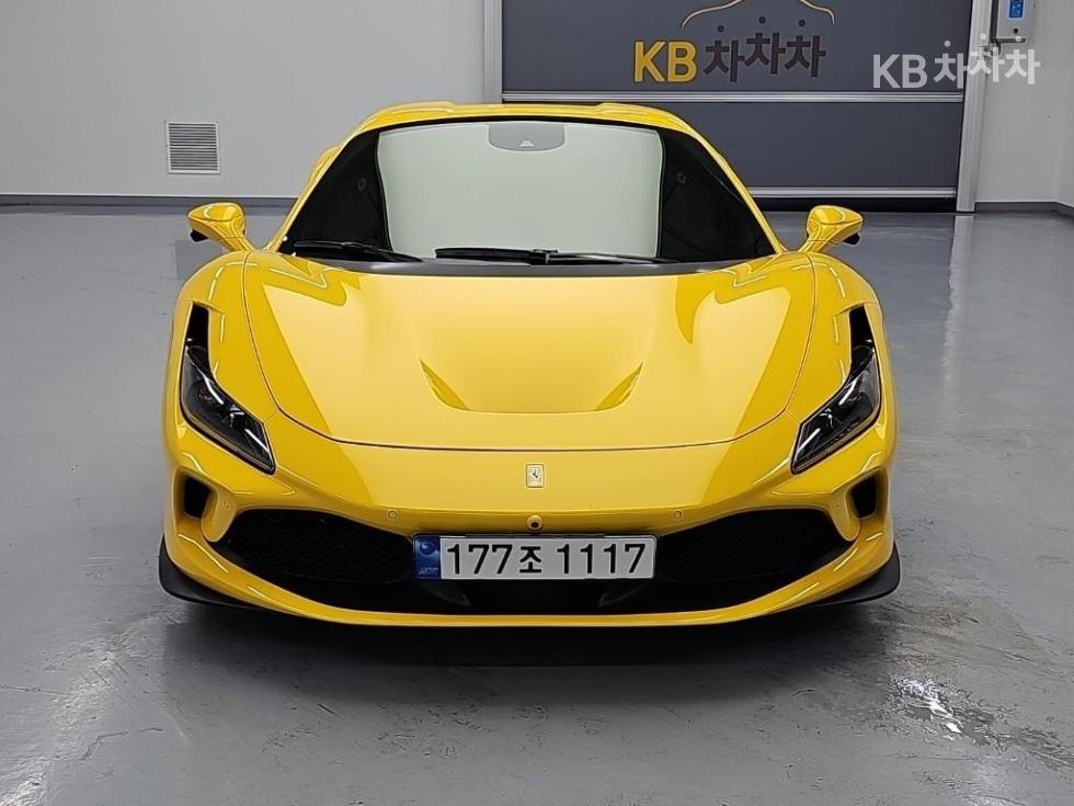 Ferrari F8 Tributo — miniaturë 2