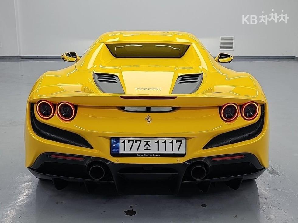 Ferrari F8 Tributo — miniaturë 3