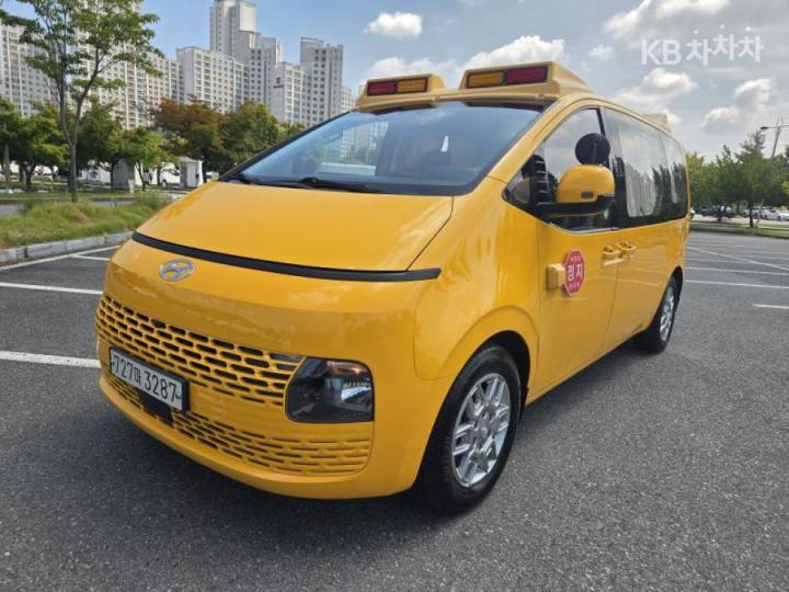 Hyundai Staria 3.5 LPi 15인승 기본형 — foto 1