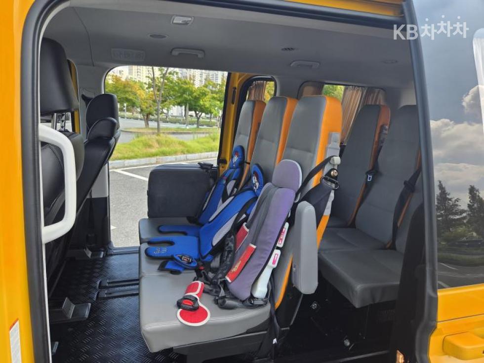Hyundai Staria — miniaturë 11
