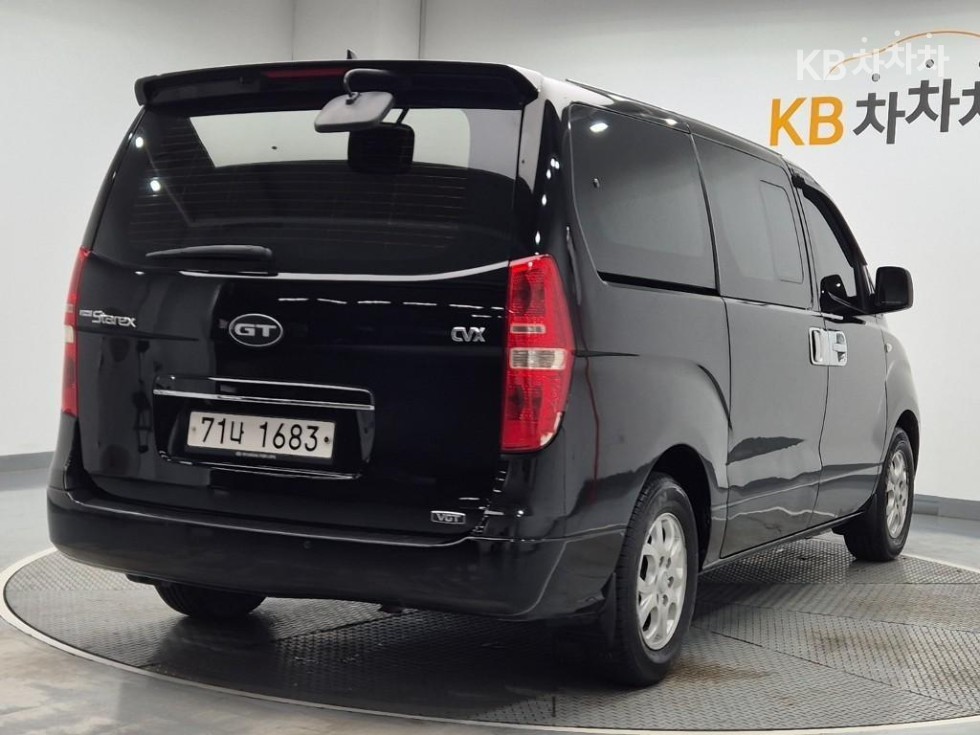 Hyundai Starex — miniaturë 3