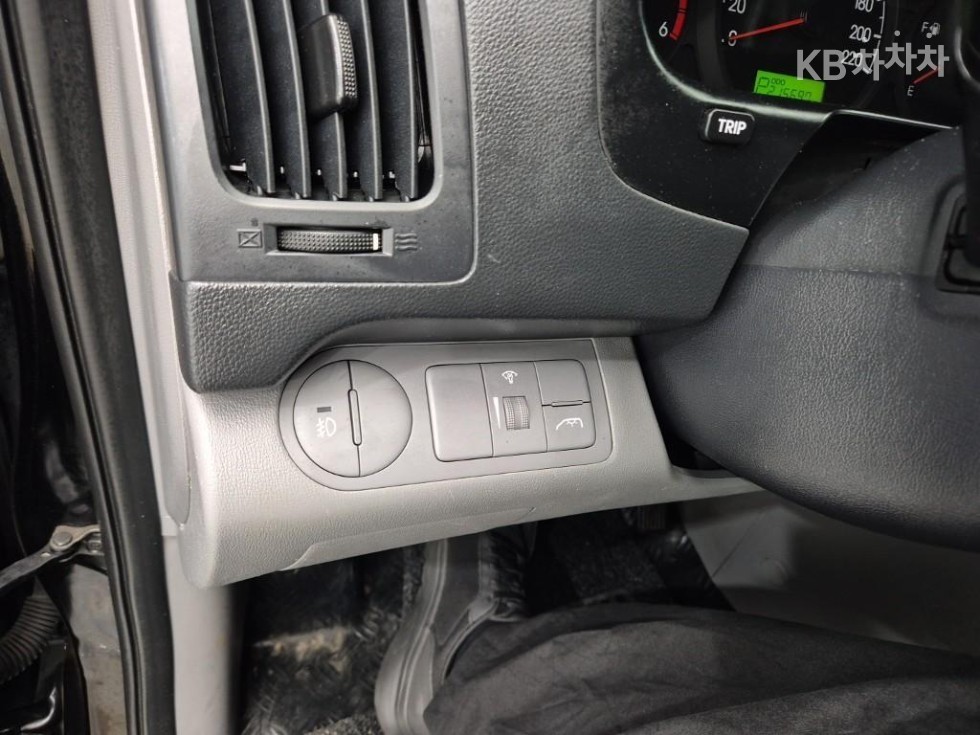 Hyundai Starex — miniaturë 9