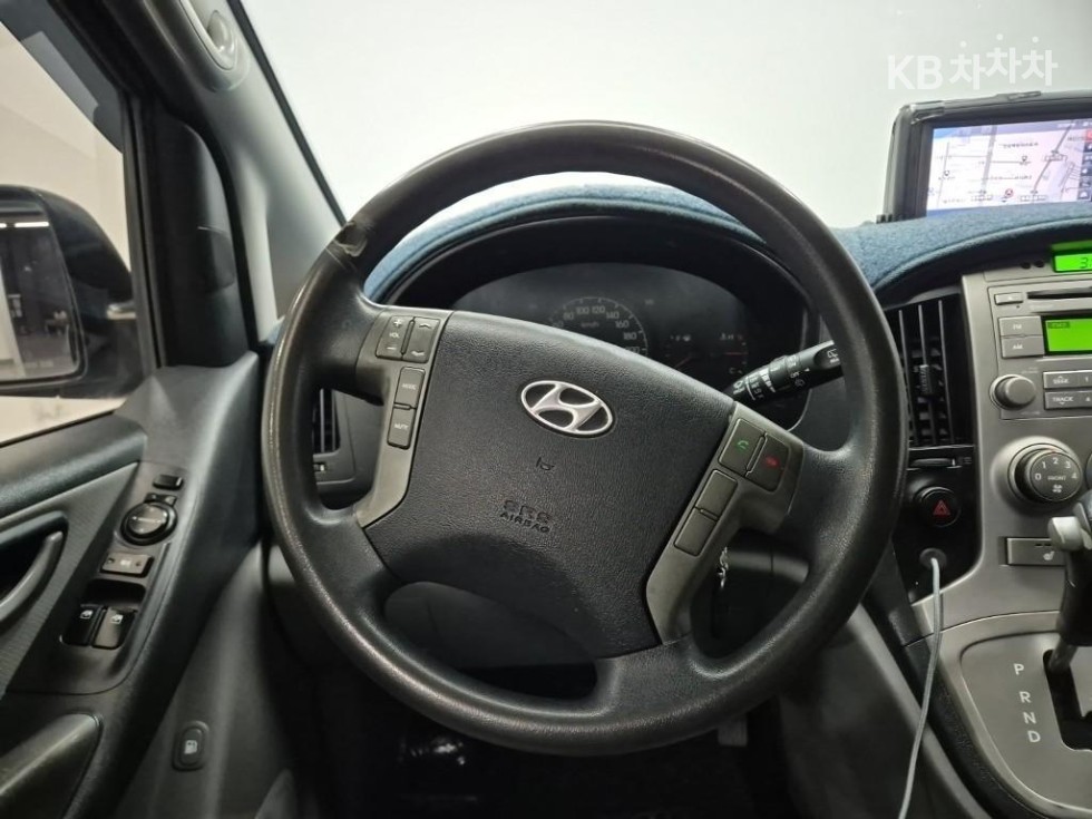 Hyundai Starex — miniaturë 12
