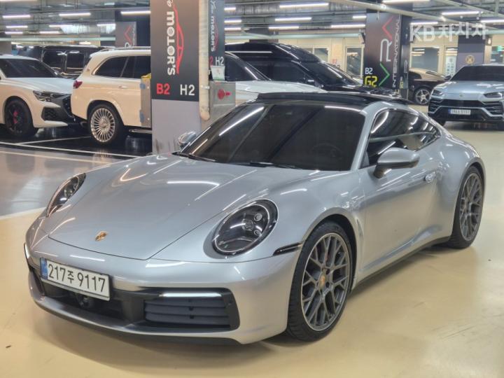 Porsche 911 Carrera 4S — foto 1
