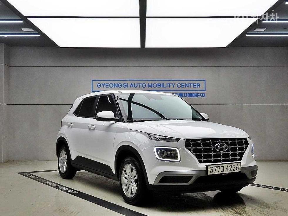 2025 hyundai Venue gasoline 1.6 premium