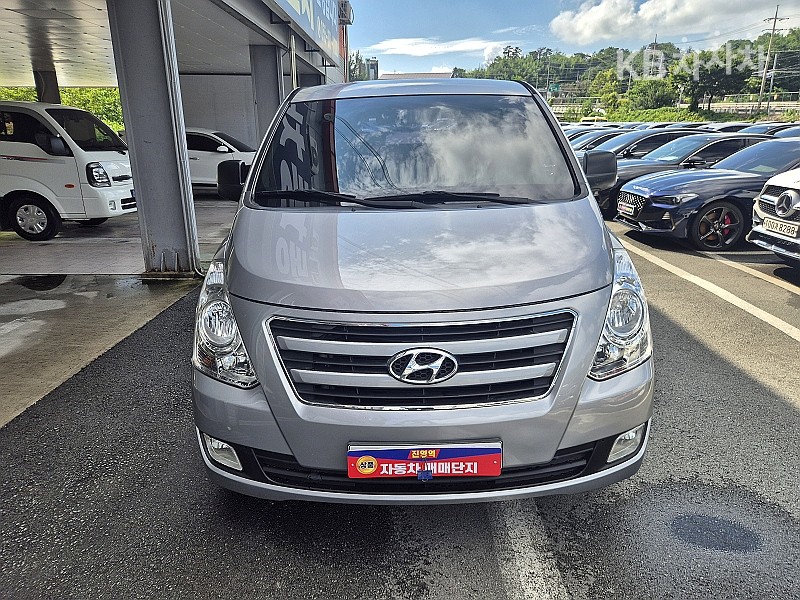 Hyundai Starex — miniaturë 2