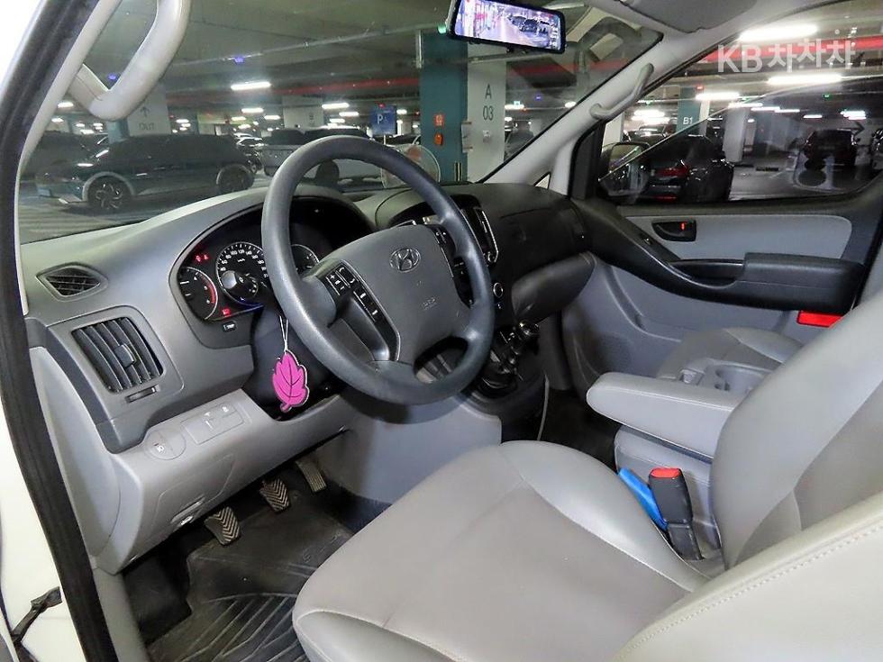 Hyundai Starex — miniaturë 10