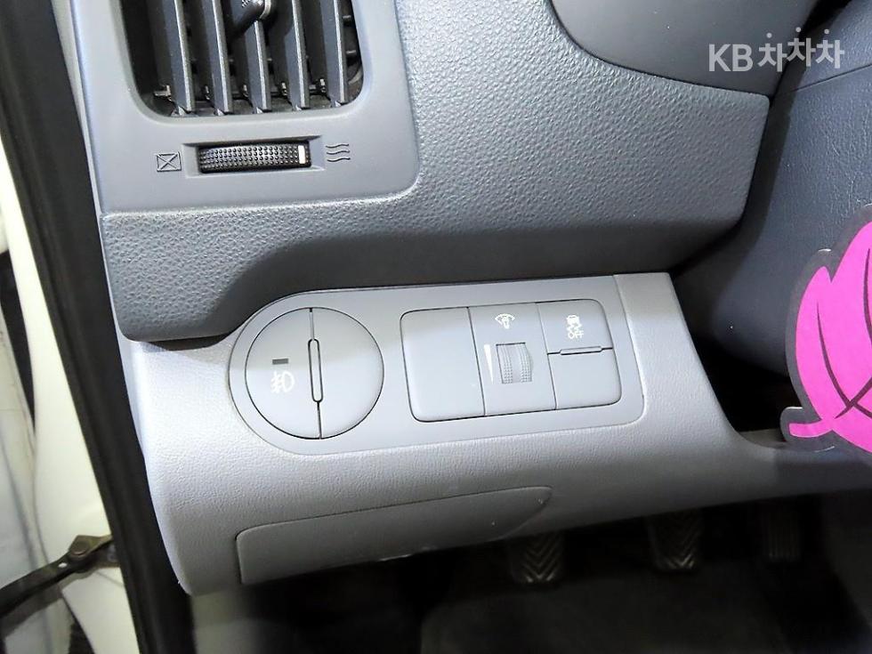 Hyundai Starex — miniaturë 14