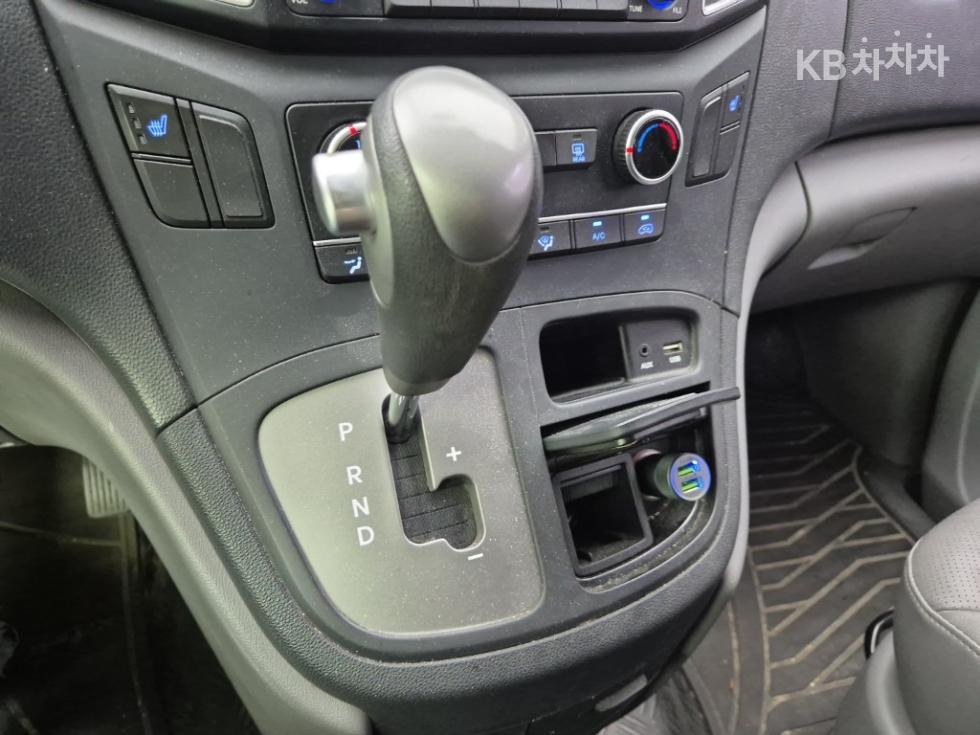 Hyundai Starex — miniaturë 8