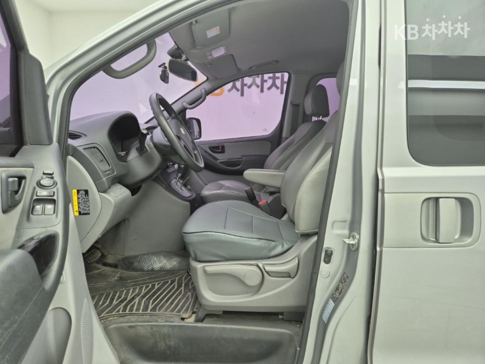 Hyundai Starex — miniaturë 11