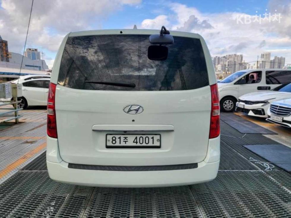 Hyundai Starex — miniaturë 7