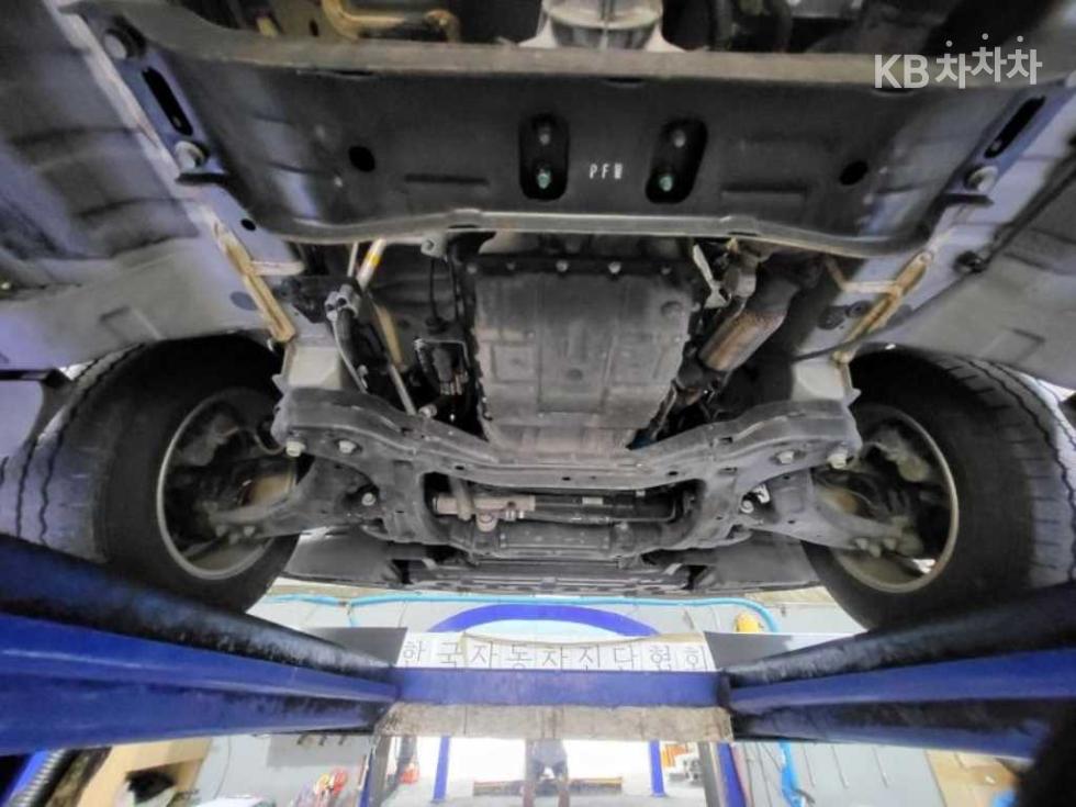 Hyundai Starex — miniaturë 12