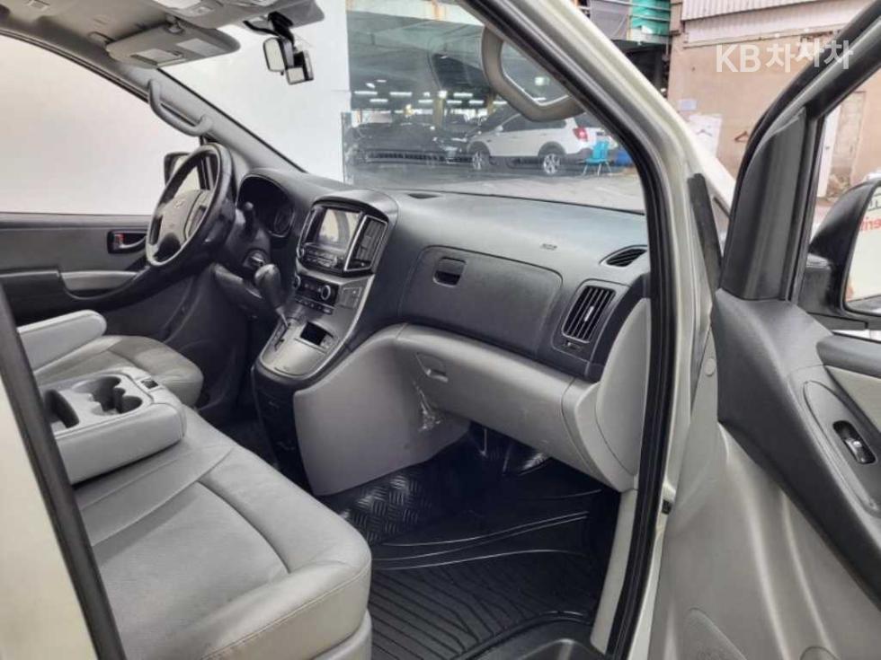 Hyundai Starex — miniaturë 14