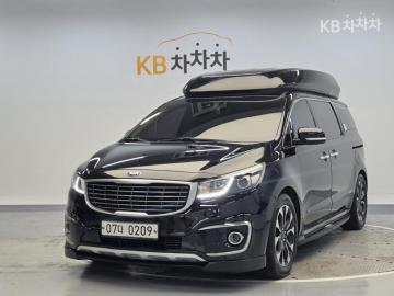 Kia Carnival 9-seater Hi-Limousine Noblesse — foto 1