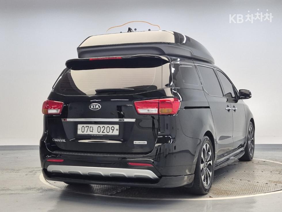 Kia Carnival — miniaturë 3