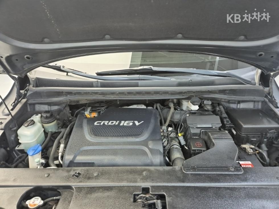 Kia Carnival — miniaturë 5