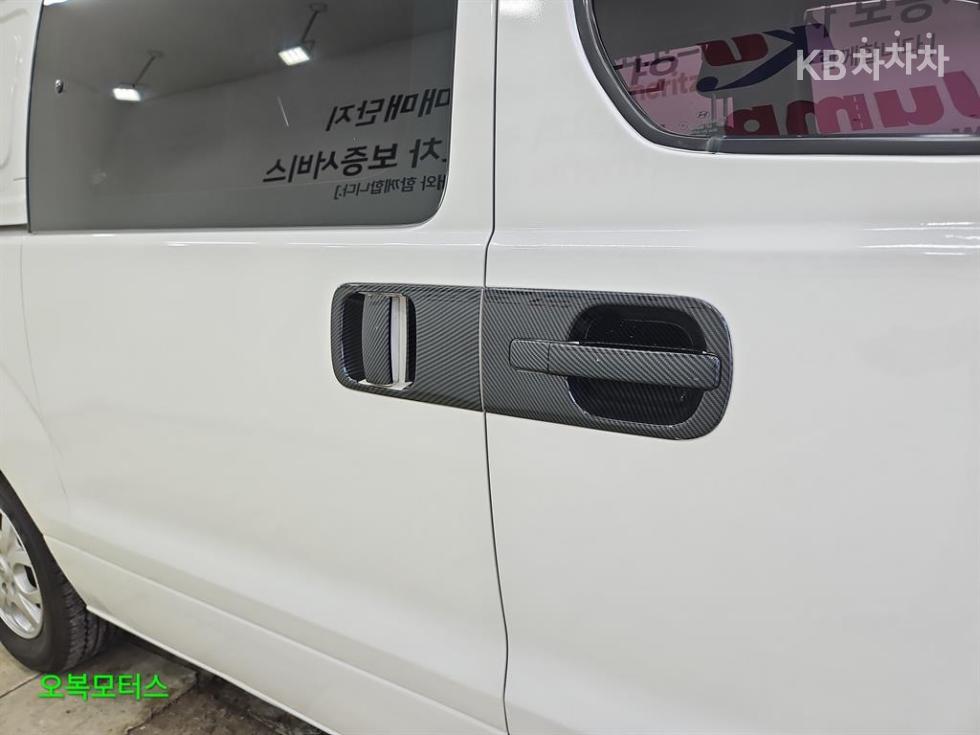 Hyundai Starex — miniaturë 13