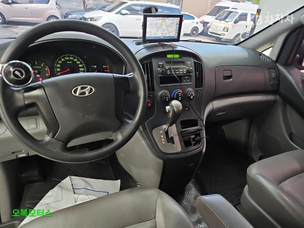 Hyundai Starex — miniaturë 16