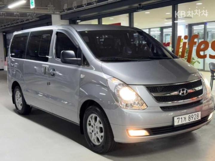 Hyundai Starex — miniaturë 2