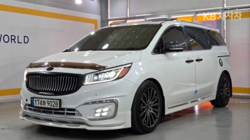 Kia Carnival 9  seats 2.2  diesel  noblesse — foto 1