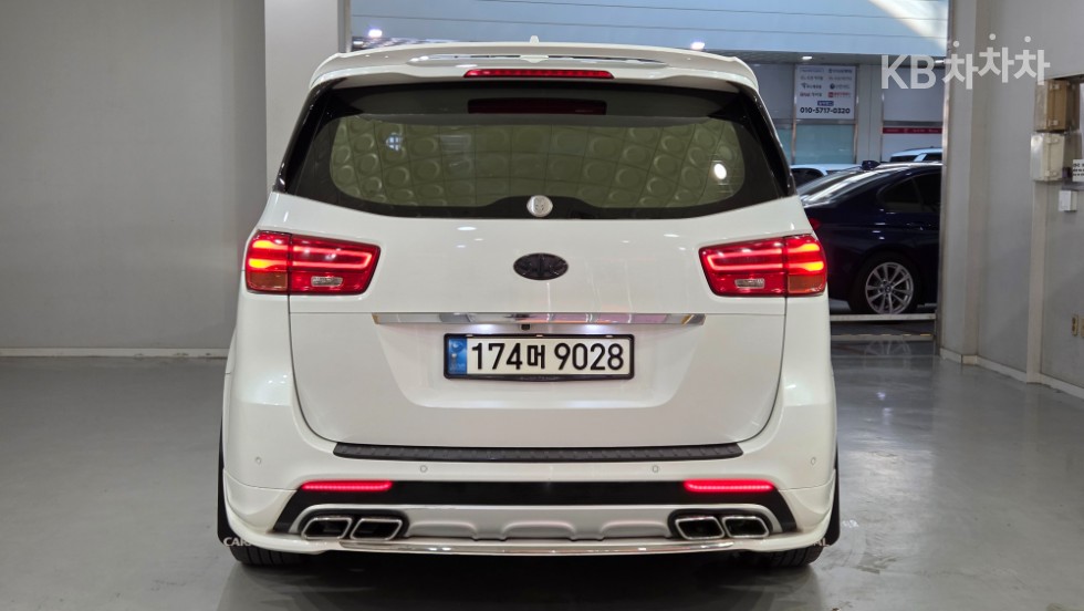 Kia Carnival — miniaturë 5