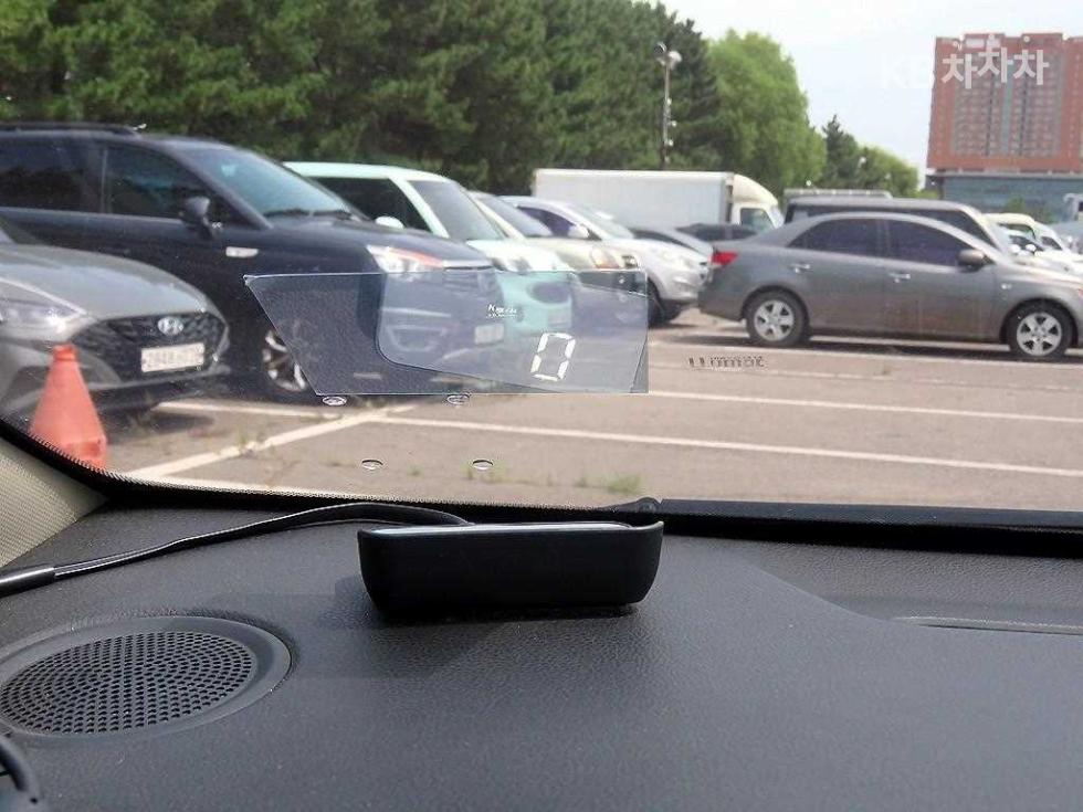 Kia Carens — miniaturë 17