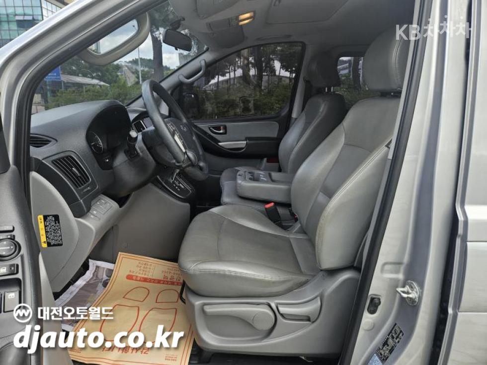 Hyundai Starex — miniaturë 7