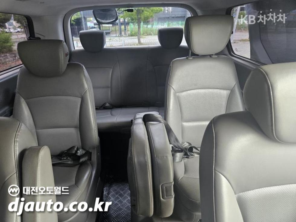 Hyundai Starex — miniaturë 9