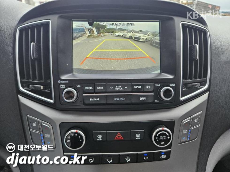 Hyundai Starex — miniaturë 13