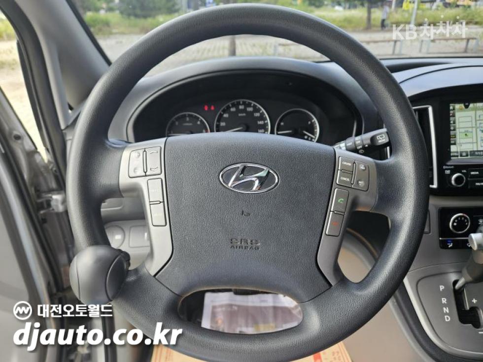 Hyundai Starex — miniaturë 15