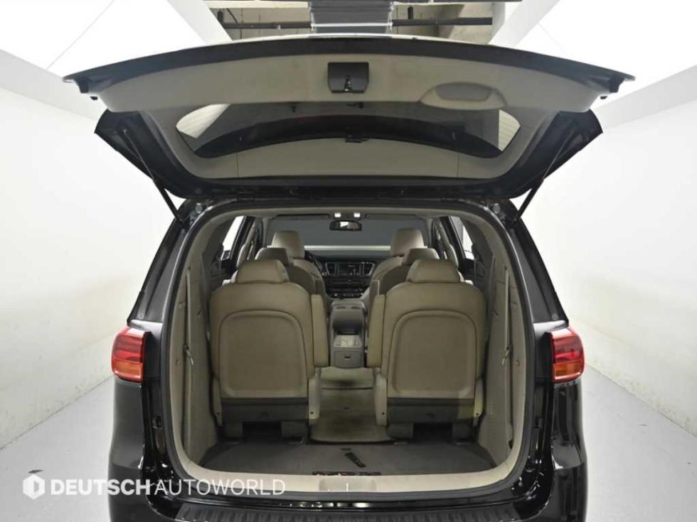 Kia Carnival — miniaturë 19