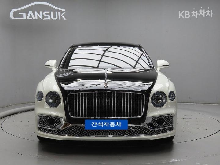 Bentley Flying Spur 4.0  basic — foto 1