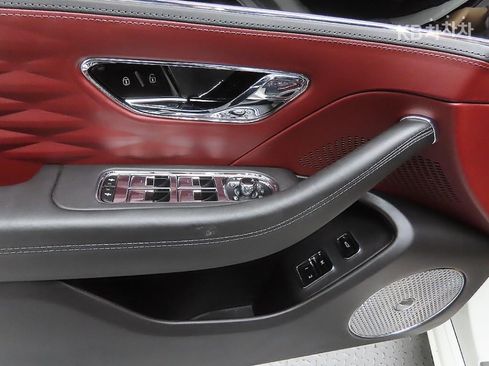 Bentley Flying Spur — miniaturë 12