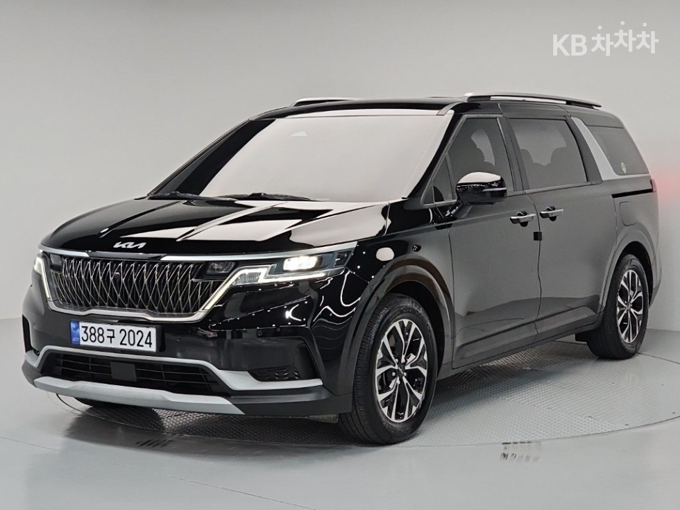 Kia Carnival D2.2 9인승 프레스티지 — foto 1
