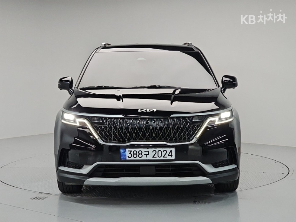 Kia Carnival — miniaturë 2