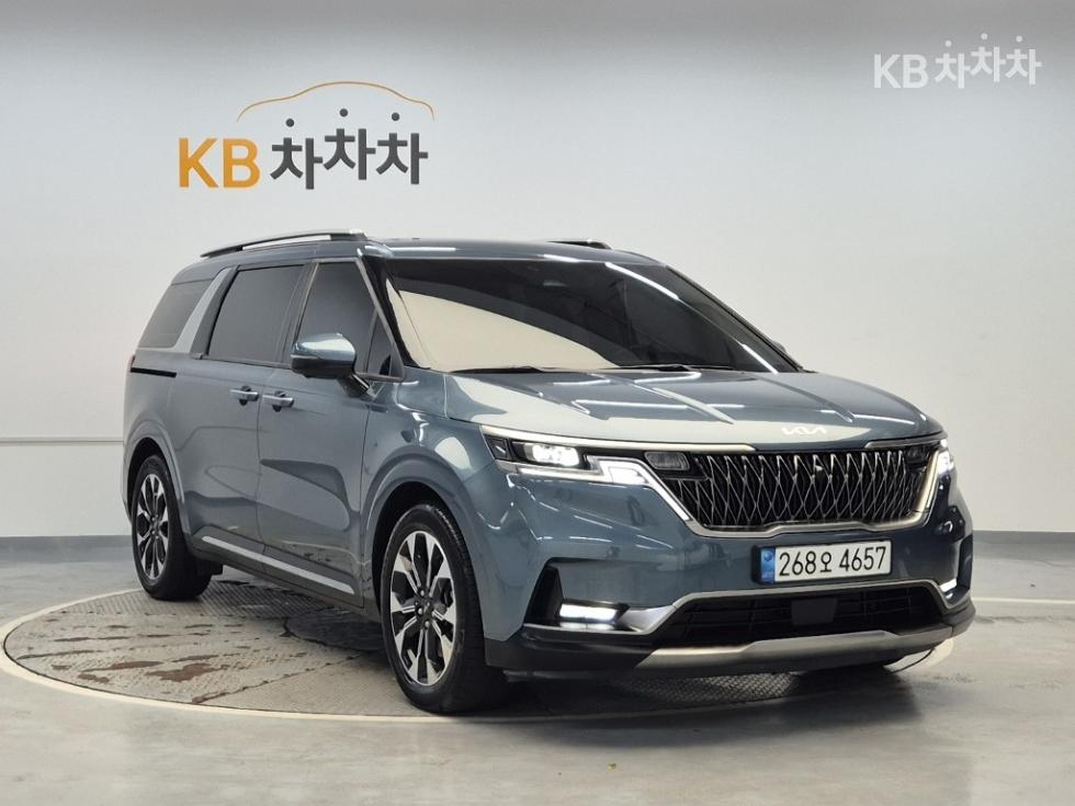 Kia Carnival — miniaturë 4